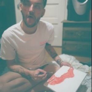 Meet your Posher, Avery